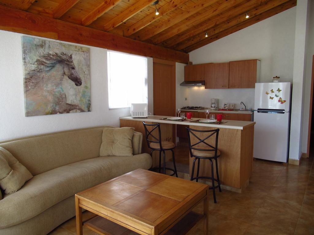 Little Nest En Rancho El Rossinyol Guest House Valle de Guadalupe Exterior foto