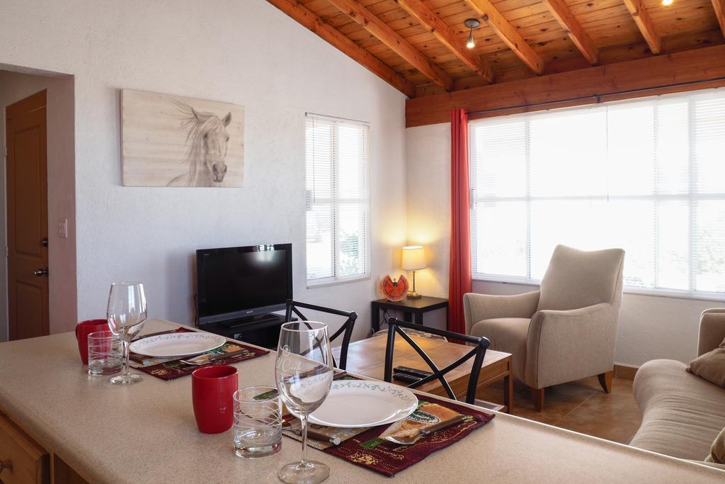 Little Nest En Rancho El Rossinyol Guest House Valle de Guadalupe Exterior foto